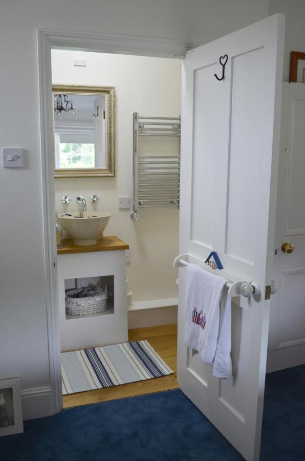 Stroud House Bed & Breakfast Фрешуотър Екстериор снимка